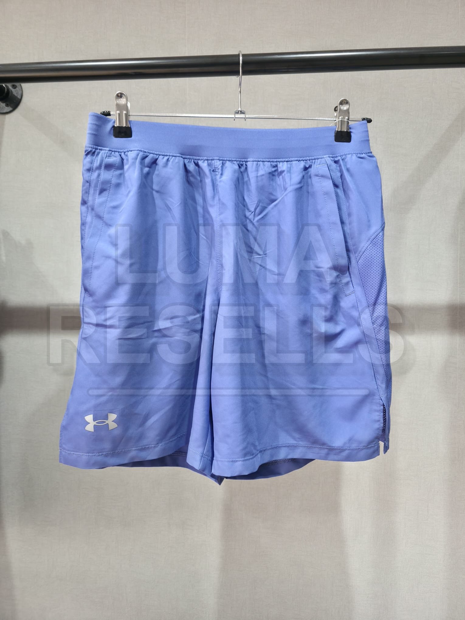 Item 002