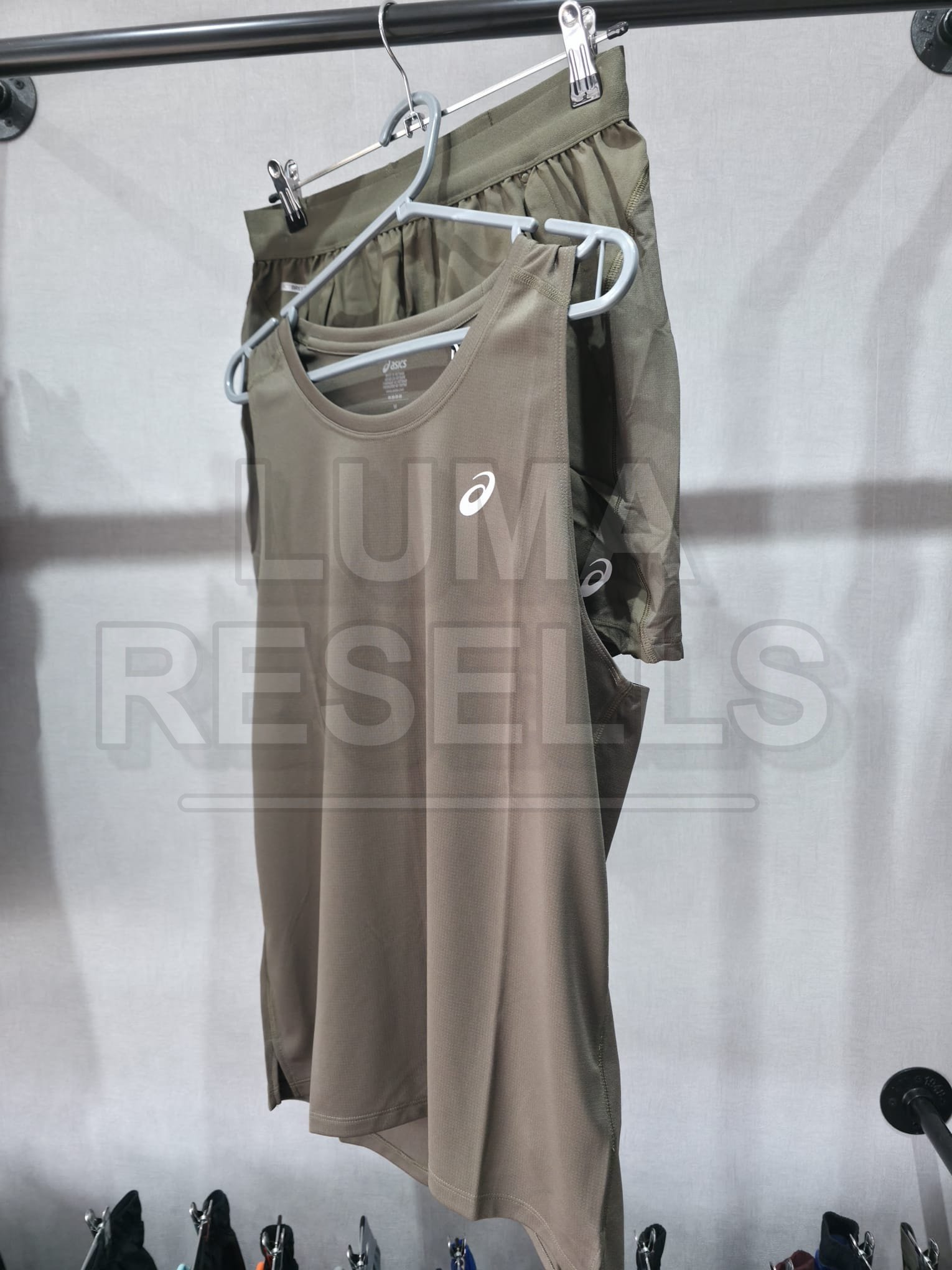 Item 011