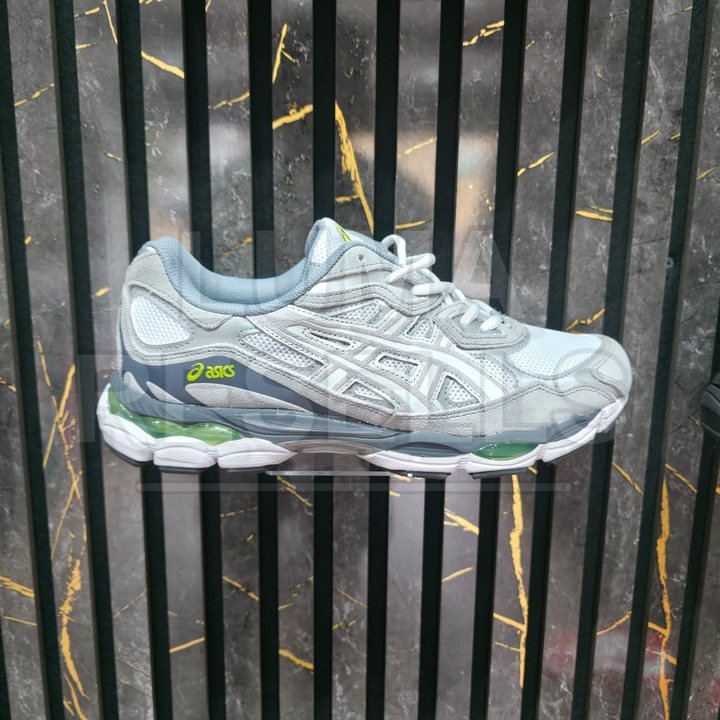 Item 032