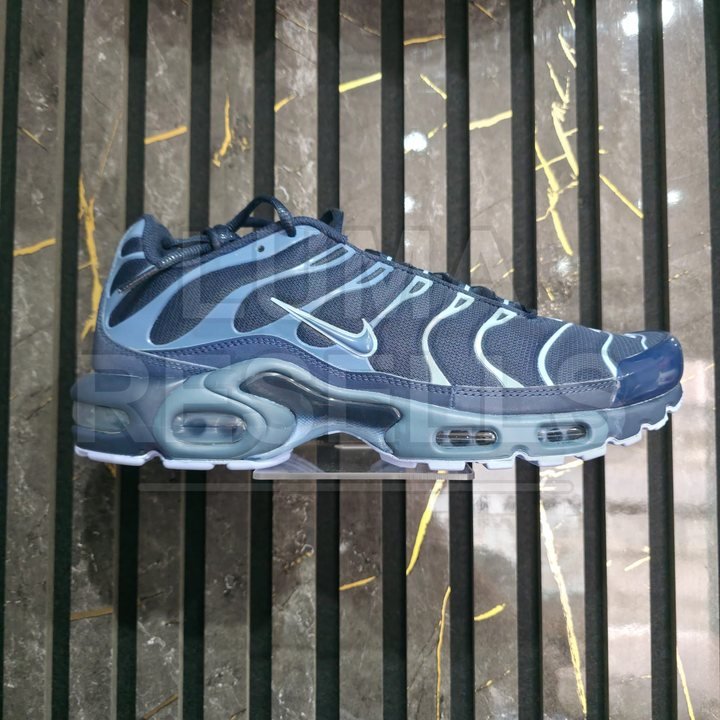 Item 033
