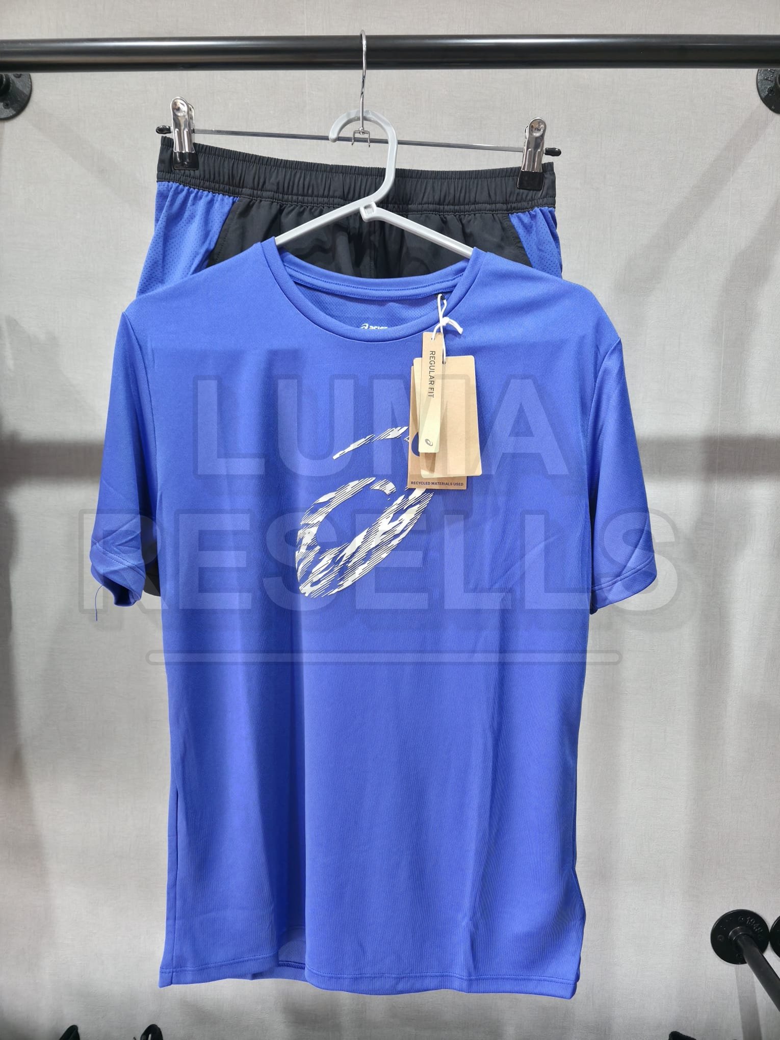 Item 077